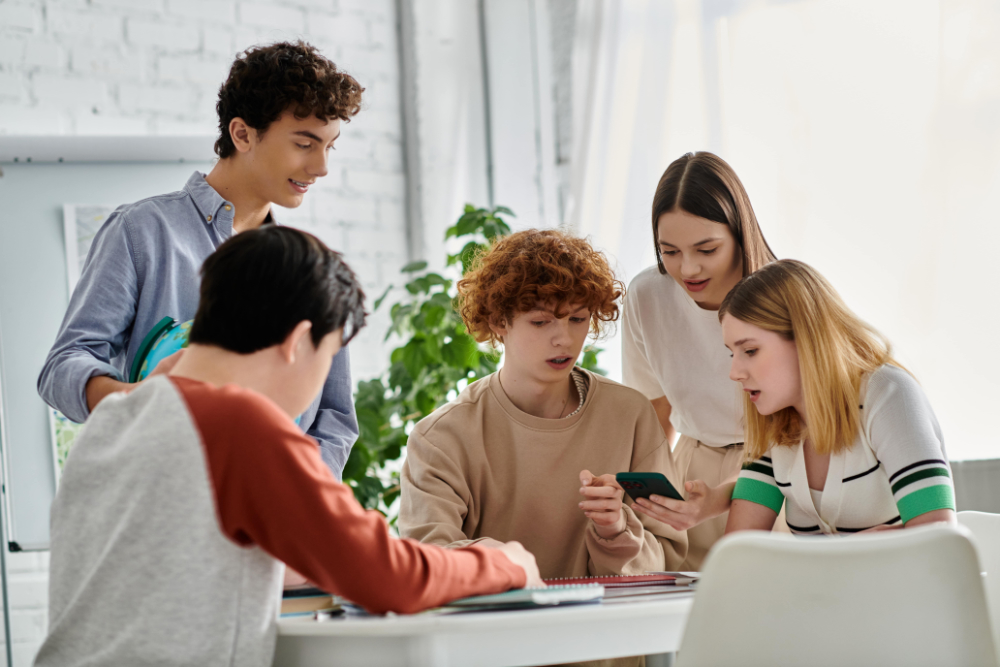 Lokalredaktionen haben im Blick, was junge Menschen vor den Neuwahlen beschäftigt. (Foto: AdobeStock/Lightfield Studios)