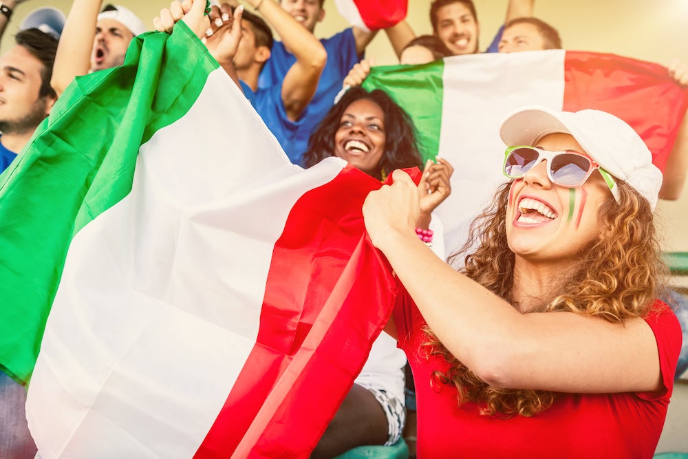 Im Elfmeterschießen gewinnt Italien gegen England und wird Europameister. (Symbolfoto: AdobeStock/Giorgio Magini)