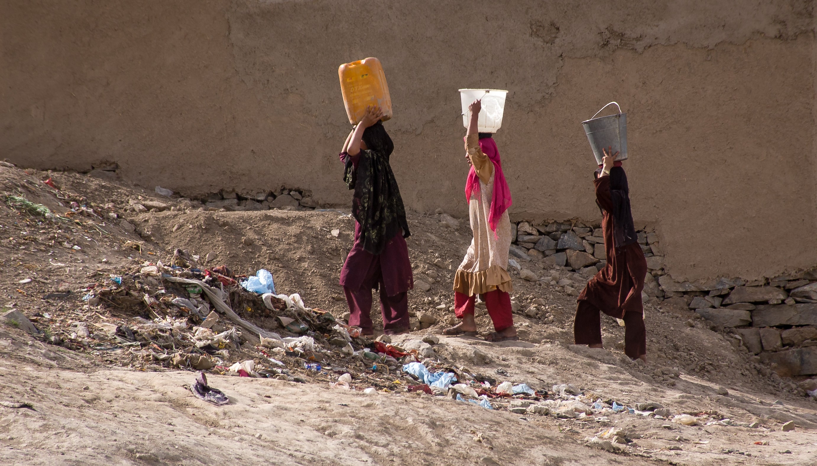 Ein großes Problem für die Welthungerhilfe: Seit 2022 haben Frauen in Afghanistan ein Arbeitsverbot für Nichtsregierungsorganisationen. (Foto: AdobeStock/timsimages.uk)